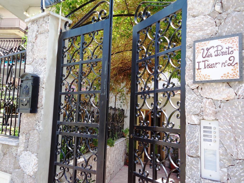 Ciuscia Bed and Breakfast Calatabiano Εξωτερικό φωτογραφία