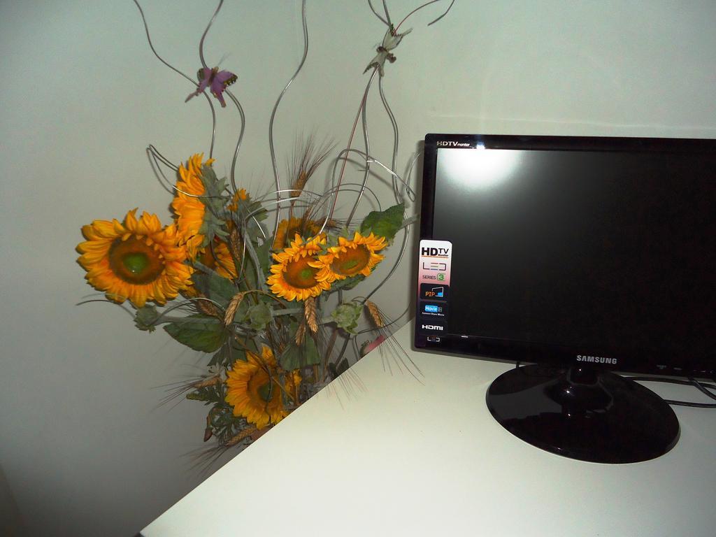 Ciuscia Bed and Breakfast Calatabiano Δωμάτιο φωτογραφία
